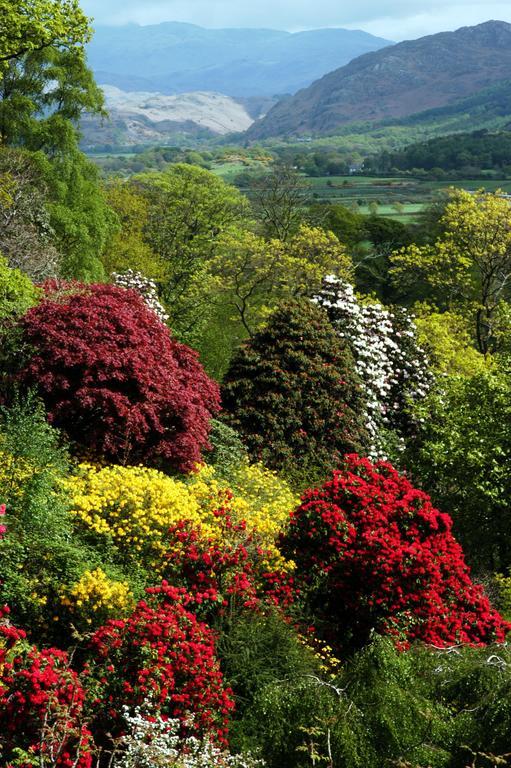 Muncaster Castle Coachman'S Quarters Bed & Breakfast เรเวนกลาส ภายนอก รูปภาพ